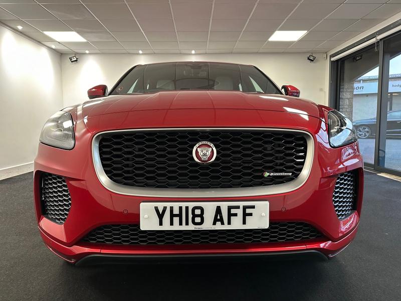 Jaguar E-PACE Photo e7a3ae53-6620-4872-a986-2bb9e3588fde.jpg