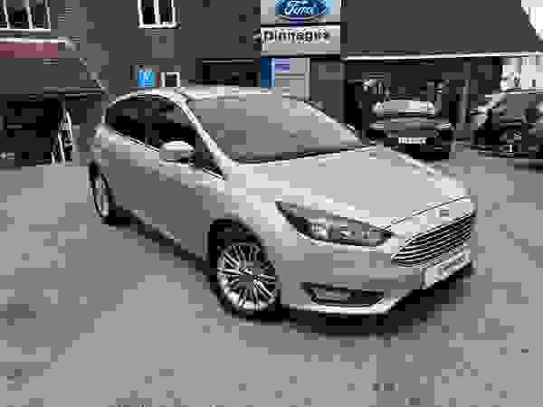 Used 2018 Ford Focus 1.0T EcoBoost Zetec Edition Hatchback 5dr Petrol Manual Euro 6 (s/s) (125 ps) at Dinnages