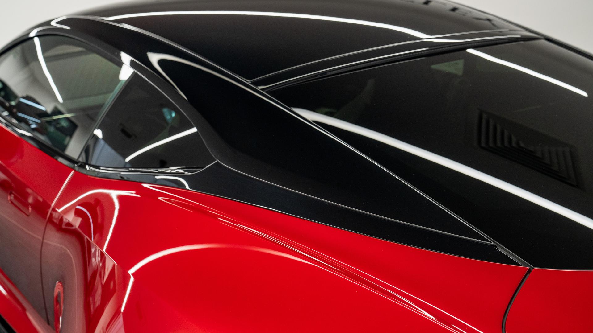 Aston Martin DB12 Photo e7acc1f3-56f6-4dfd-b67d-66adba5332c3.jpg