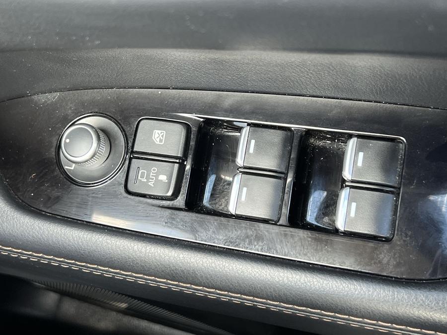 Mazda CX-5 Photo e7bed735-4168-4934-8692-43f9d55ebf58.jpg