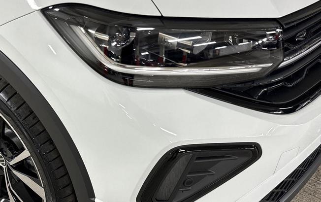 VOLKSWAGEN T-Cross Photo 17