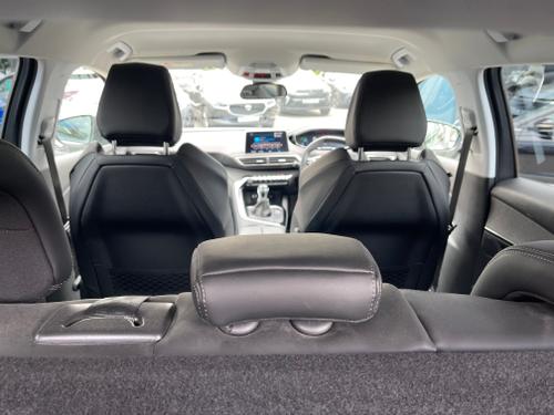 Peugeot 3008 Photo e7cd7649-e4a7-4a74-b54b-1827b430a50c.jpeg