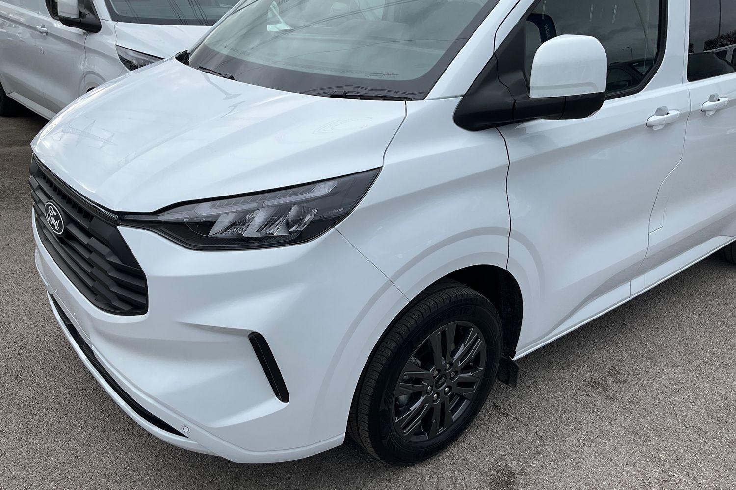 Ford TRANSIT CUSTOM Photo 7