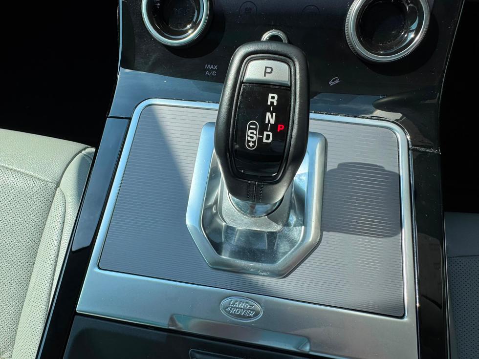 Land Rover Range Rover Evoque Photo e7dfad1a-5cac-4d8c-a81c-1004b88a5051.jpeg