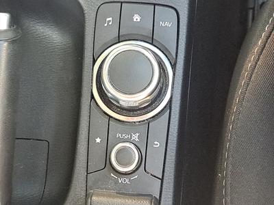 Mazda Mazda2 Photo 18