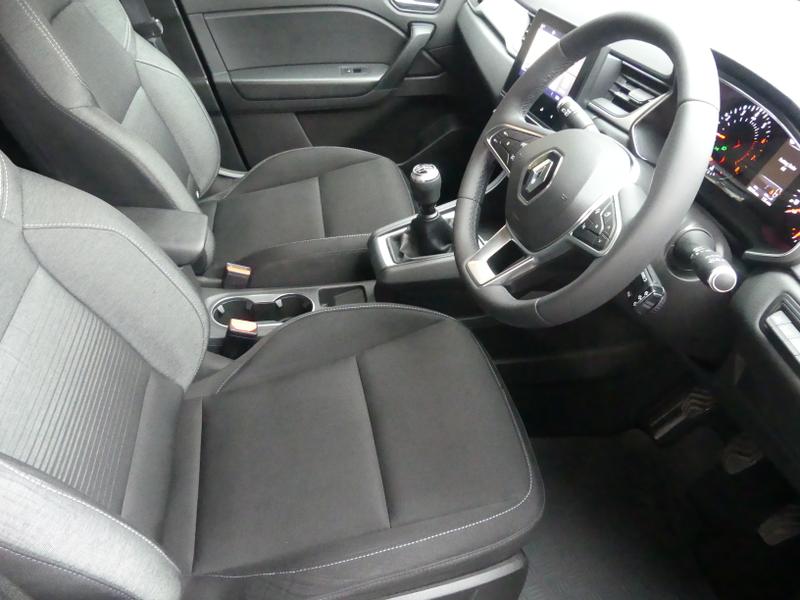Renault Captur Photo e7f68d89-701f-485e-ad3a-f88d36388cd3.jpg