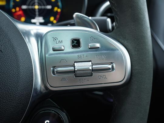 Mercedes-Benz GLC Photo e7fb3e56-534d-4570-8be4-6824b6f8cc43.jpg