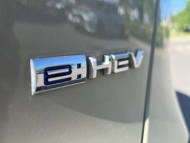 Honda HR-V Photo e7fd6931-f9bc-4bcc-93ee-54176db618fb.jpg