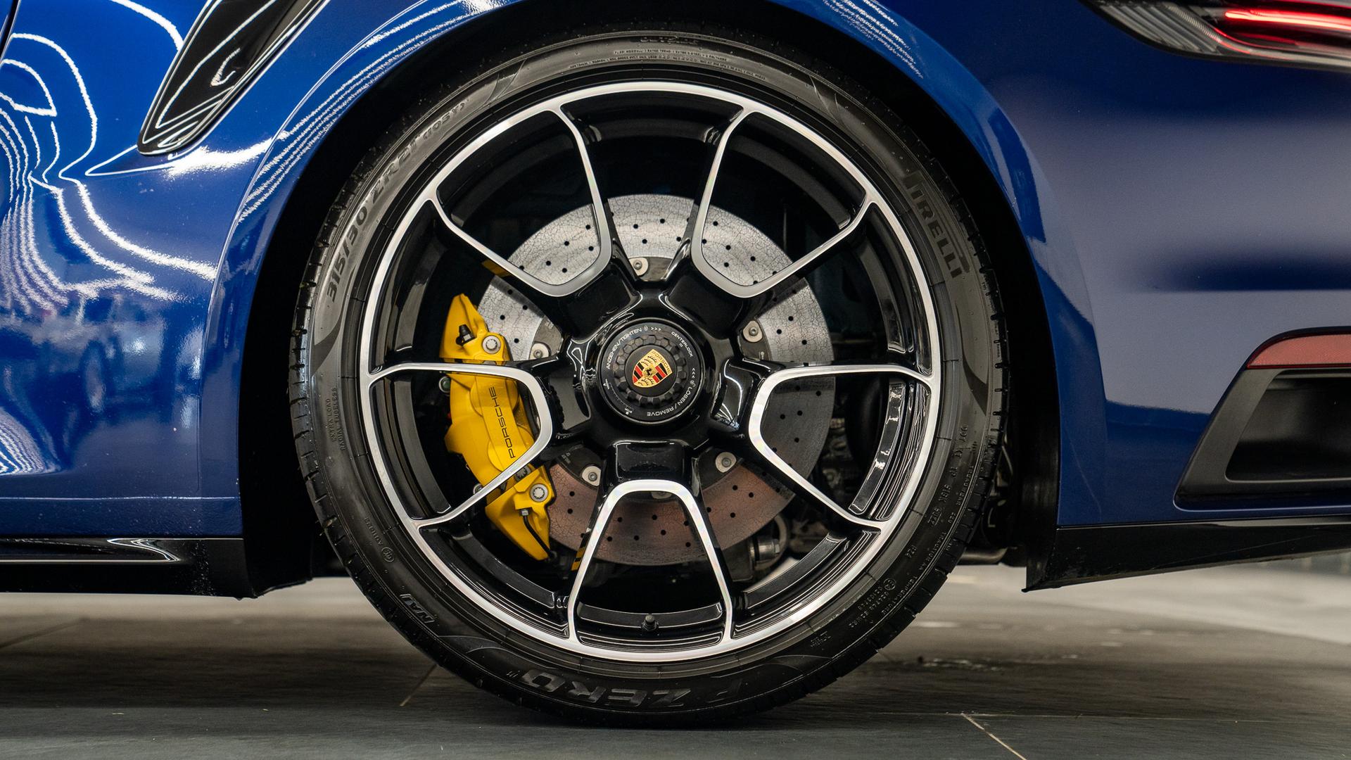 Porsche 911 Turbo S Photo e802143f-2e0b-4579-a653-ebcd77a0f02c.jpg