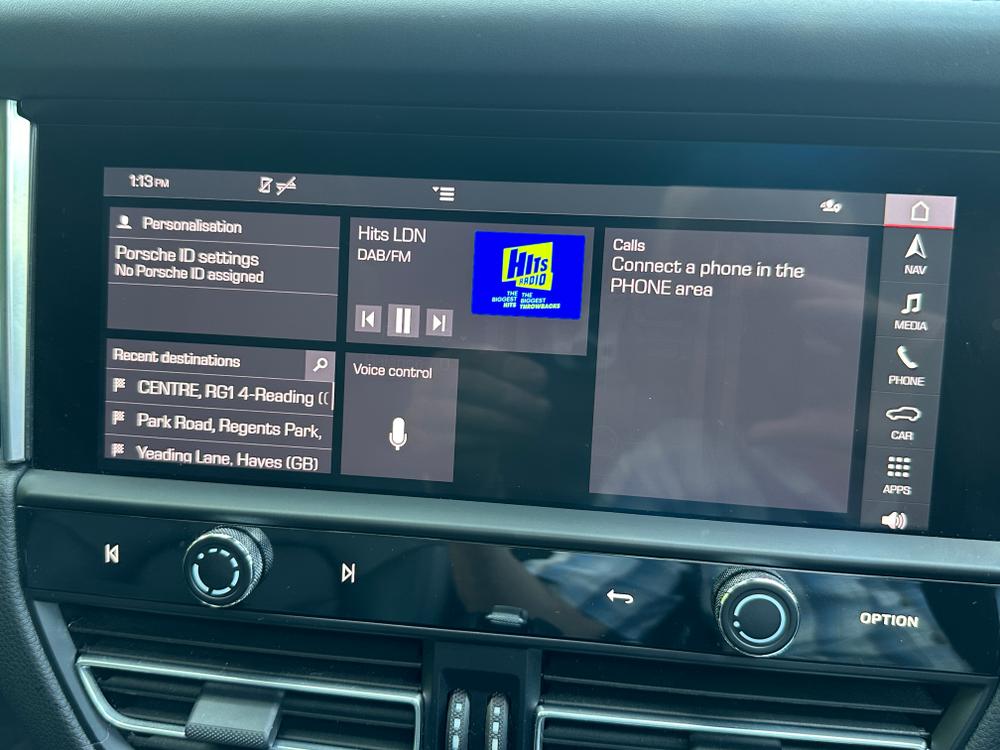 Used Porsche Macan RO22EWX 34