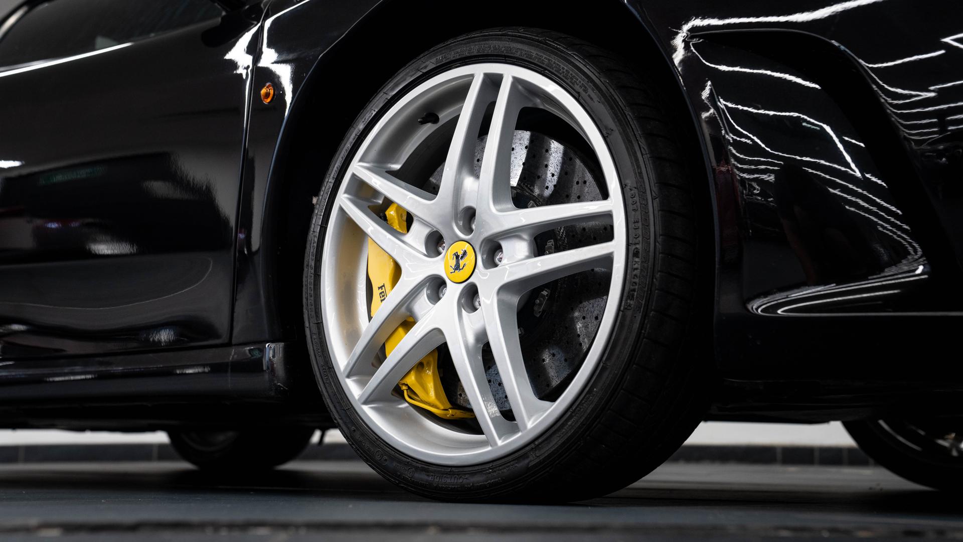 Ferrari F430 Photo e81caae9-b67c-4a0e-8b71-dca15b5b5d3d.jpg