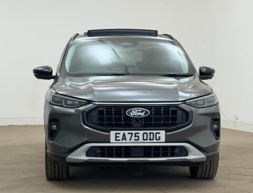 Ford Kuga Photo e83dd825-42b4-4162-bb63-36f8a4c3a50f.jpg