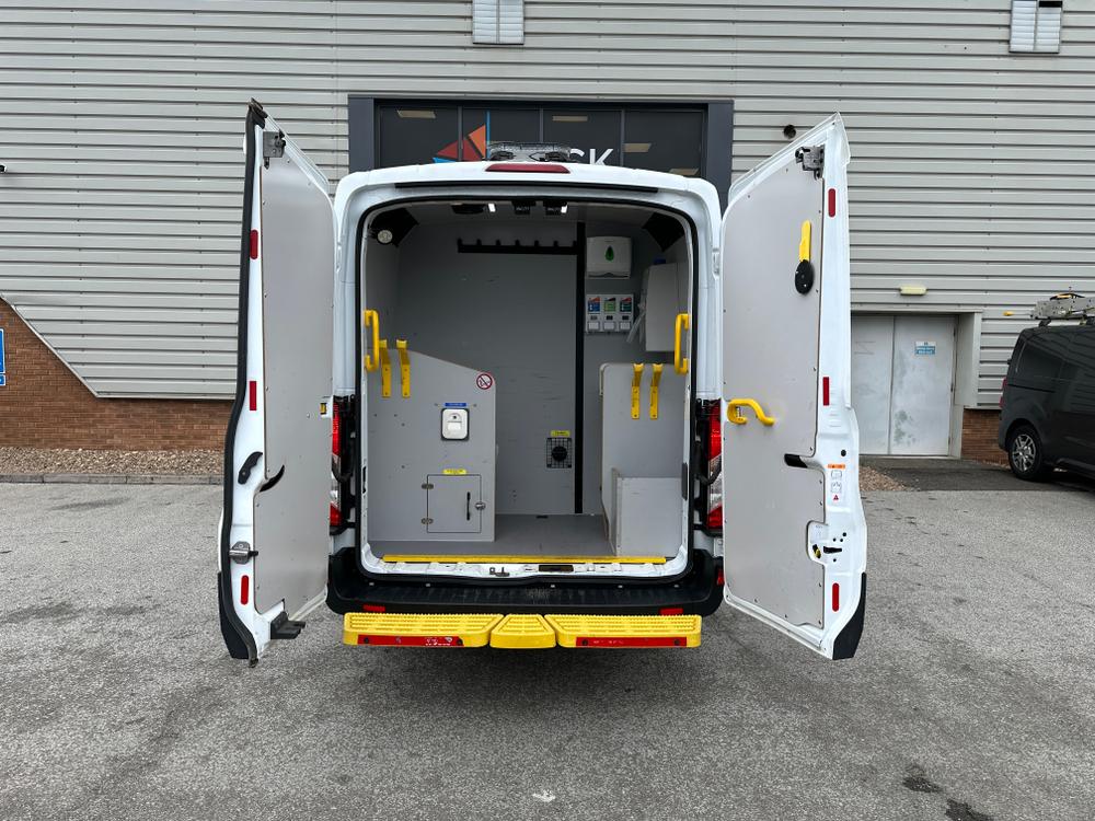 Ford Transit Photo e841ea8d-7e2f-4c2d-9328-5438efc8df11.jpg