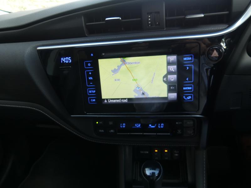 Toyota Auris Photo e844b19e-a8e9-49d7-9c7b-e7ce4588dd3a.jpg