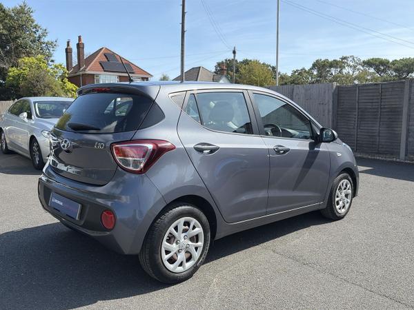 Hyundai i10 Photo 4