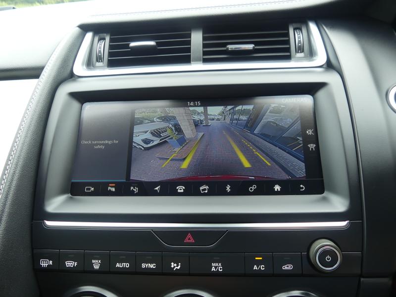 Jaguar E-PACE Photo e87d9c20-7459-4282-bd8f-ad75f5b7a9dc.jpg