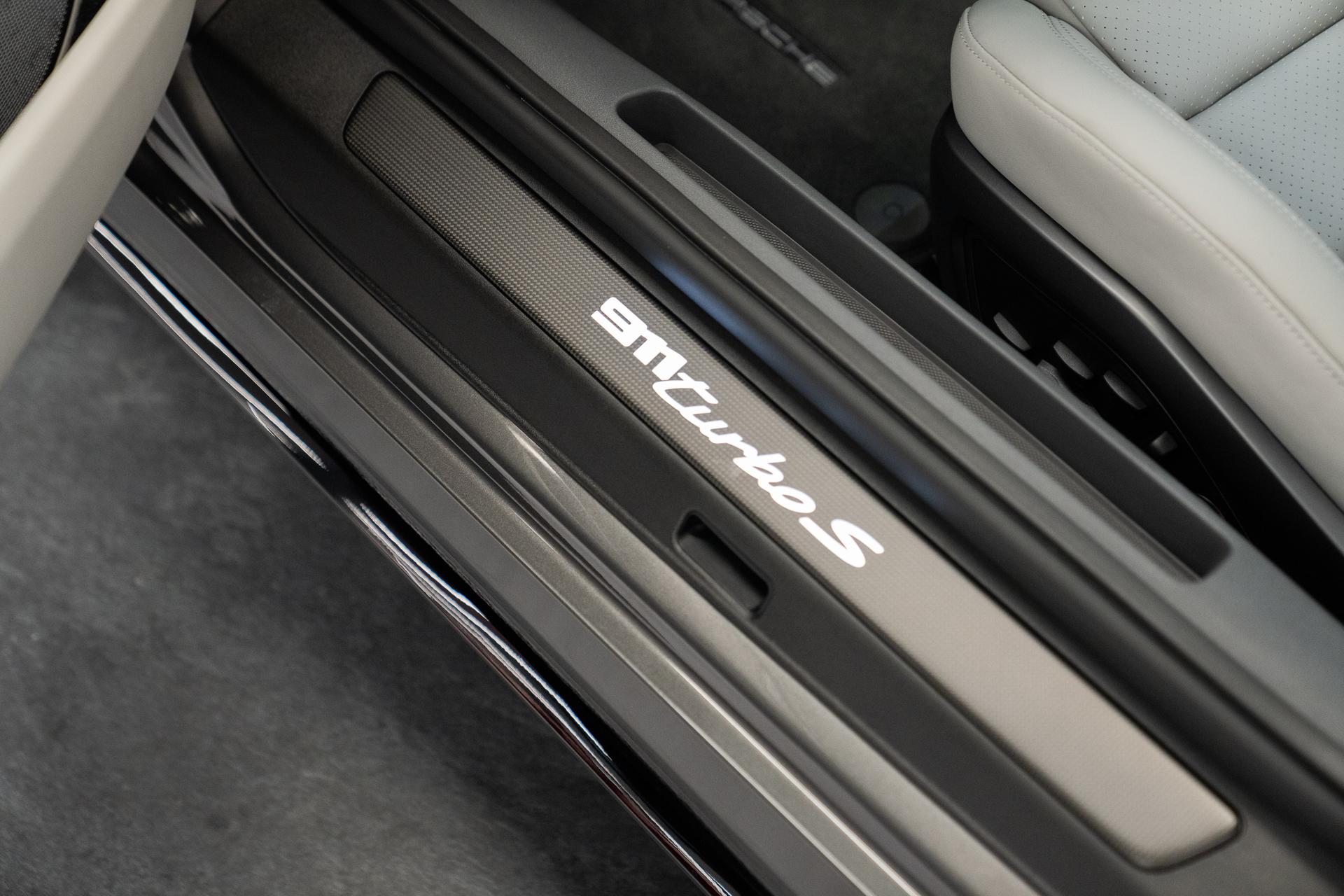 Porsche 911 TURBO S PDK Photo e887a61d-ad94-489b-84d0-c9b5b7e8259d.jpg