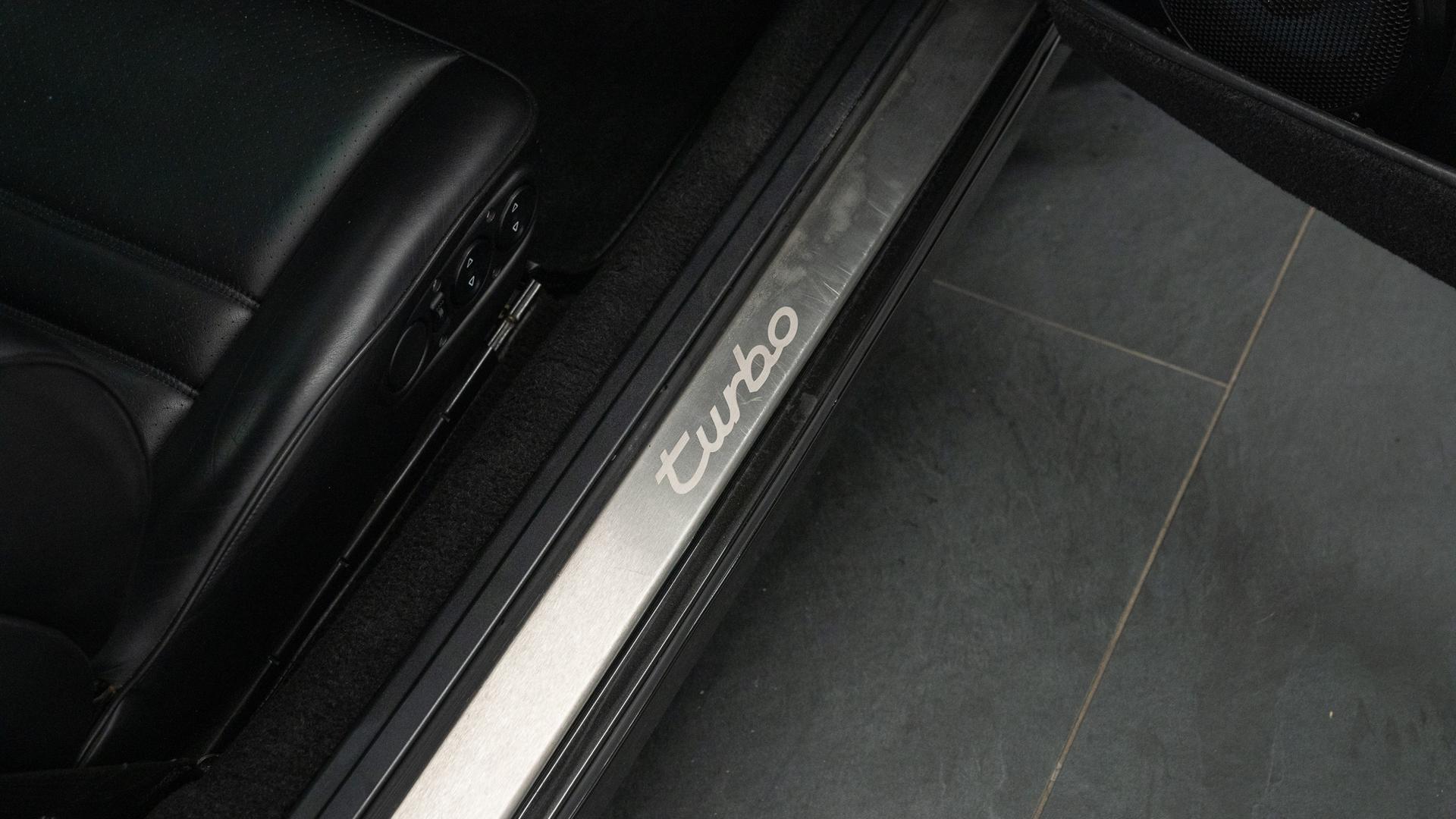 Porsche 911 Photo e8904cb9-3f59-40aa-9bdd-2fa5fe09f203.jpg