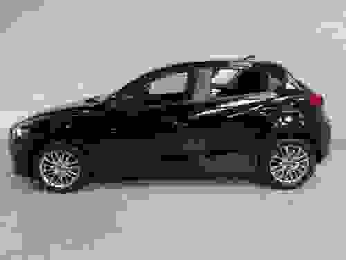 Mazda 2 Photo e890c336-3b44-4ec1-975d-17703dc3a5ae.jpg