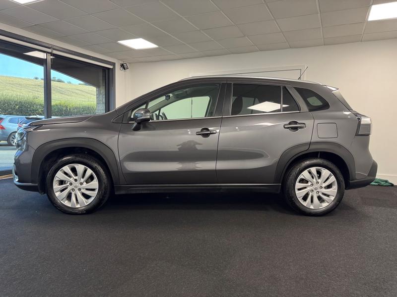 Suzuki S-Cross Photo e8940dcb-b911-48a9-a879-a167572918e6.jpg