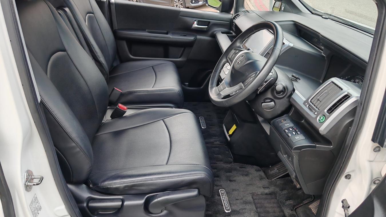 Used Honda Stepwgn STEPWGN 10