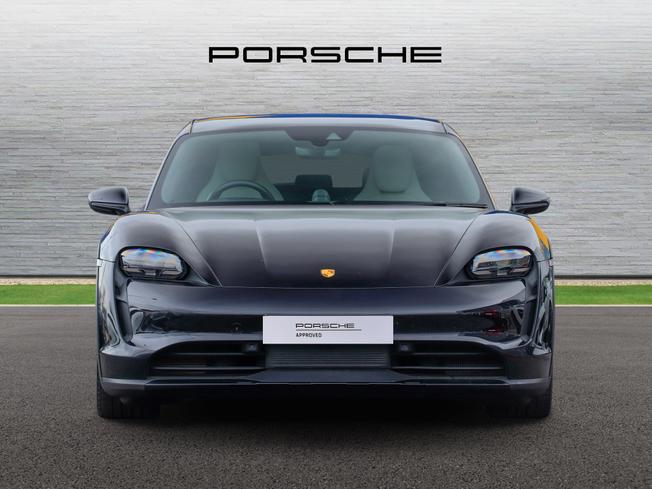 PORSCHE Taycan Photo 6