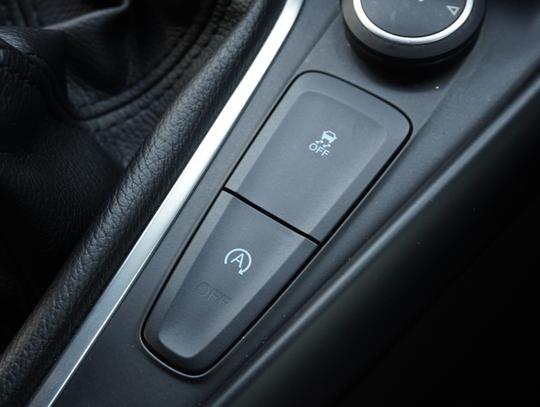 Ford Focus Photo e8a79240-4939-422a-b018-bf698e95ae4c.jpg