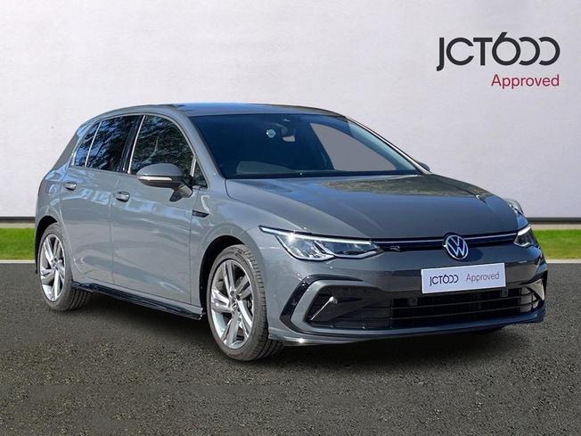 Volkswagen Golf Photo 1