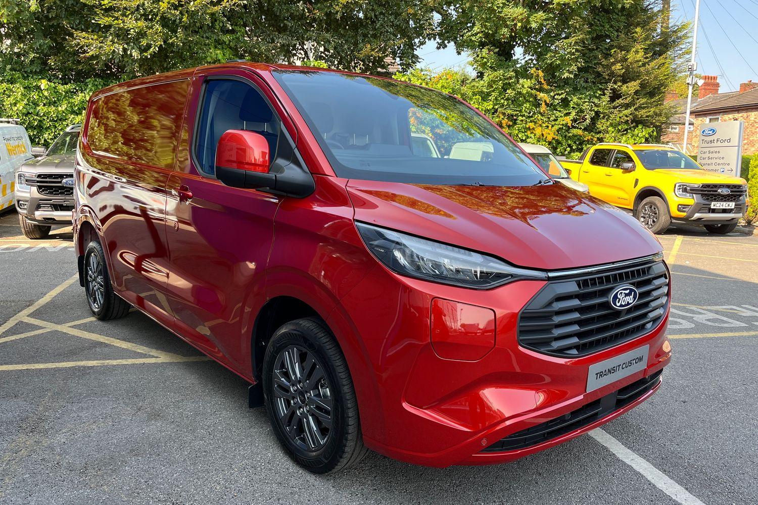 Ford TRANSIT CUSTOM Photo 25