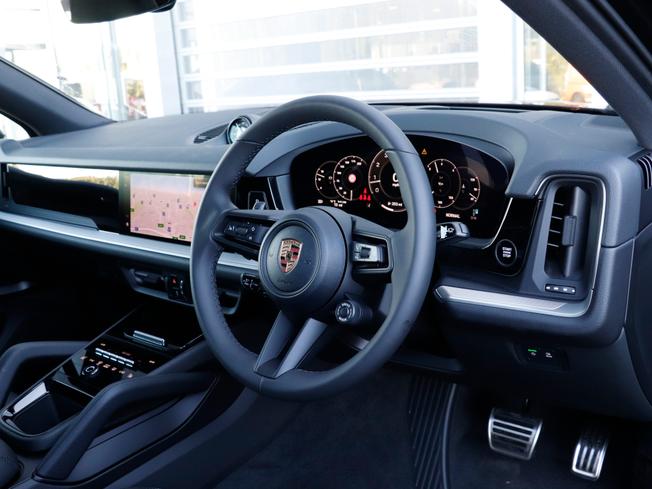 PORSCHE Cayenne Photo 8