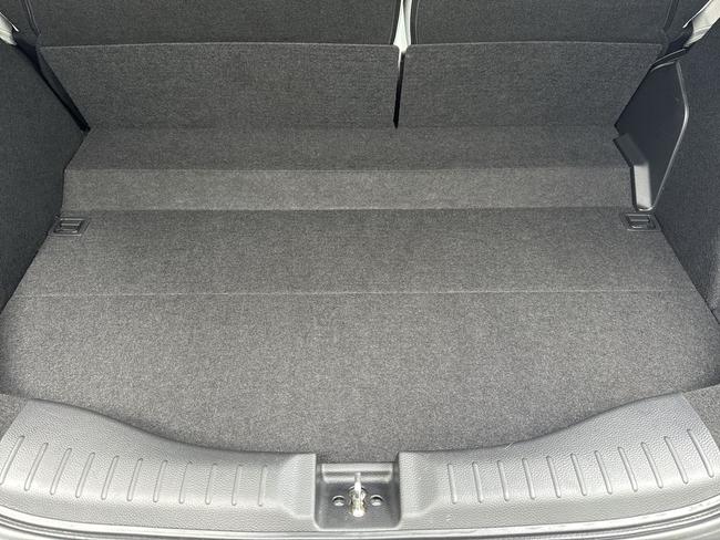 Honda Jazz Photo e8c51530-27c6-42bb-b5e1-ebb2bd58a9f2.jpg