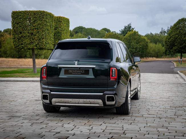 ROLLS-ROYCE Cullinan Series II Photo 5