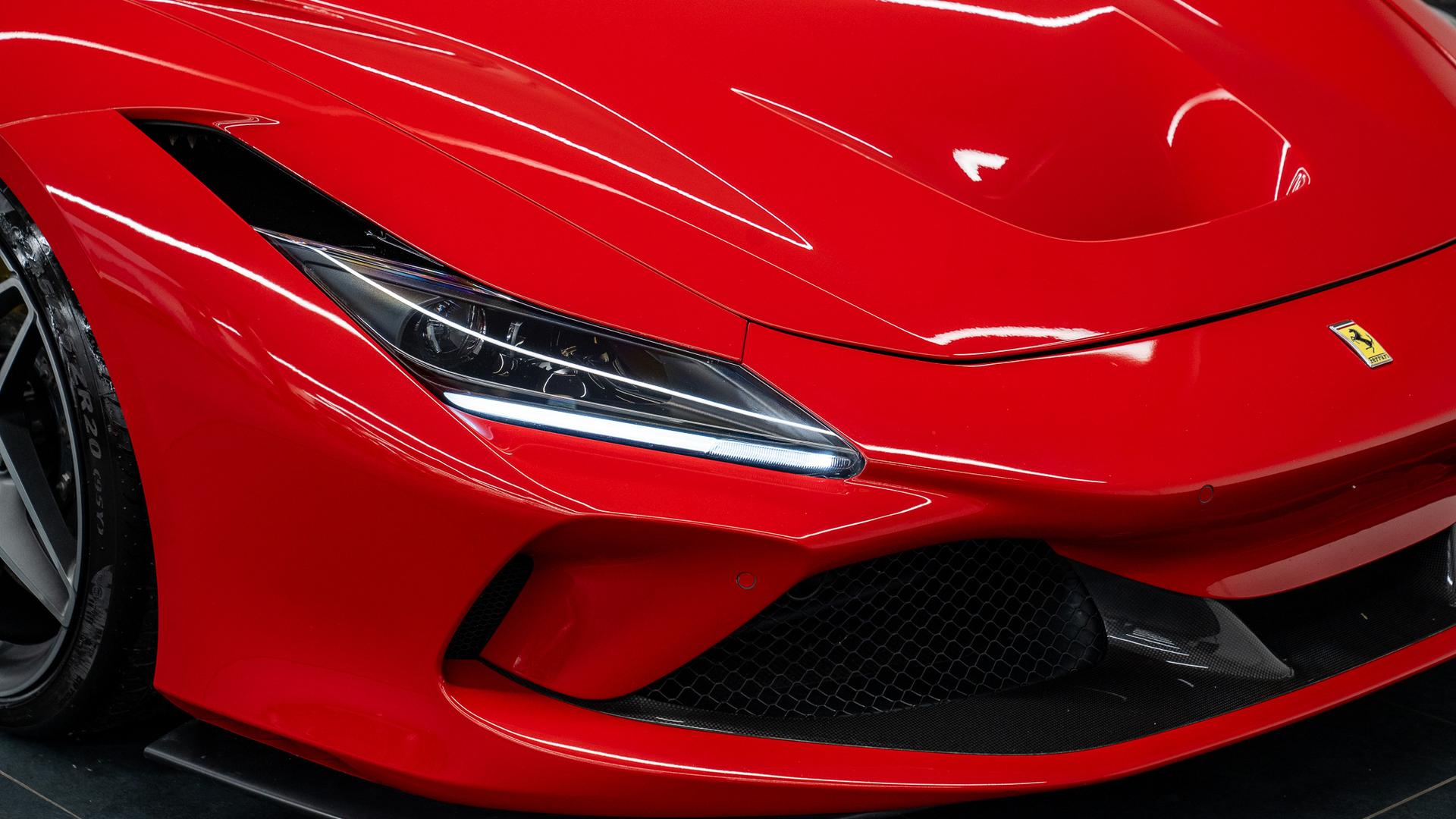 Ferrari F8 Photo e8ccc063-9644-4e4b-847e-9fdcb9cbc088.jpg