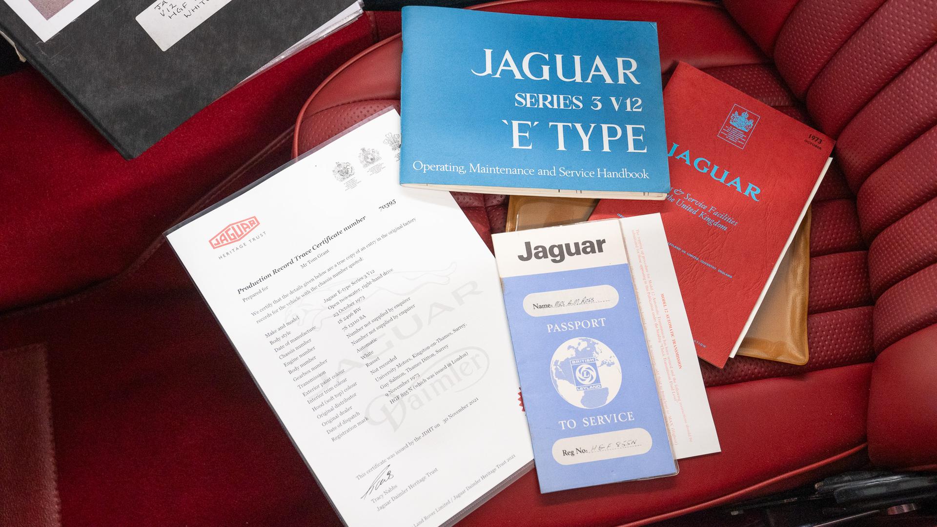 Jaguar E-Type Photo e8de04e7-27e3-4613-bc5e-b9af16482b3b.jpg