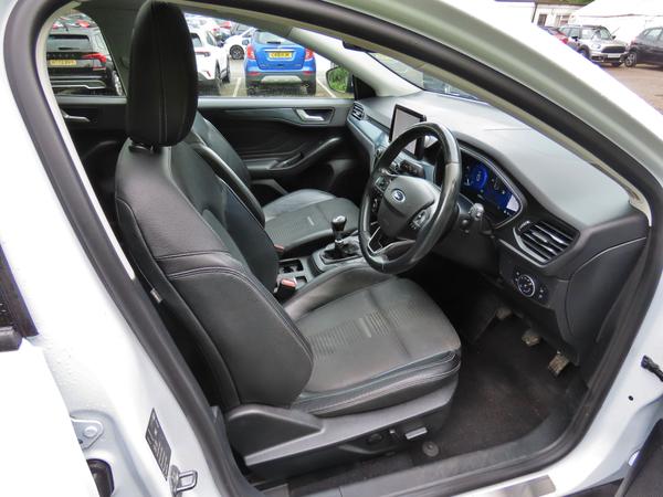 Used Ford Focus GX21LWT 17