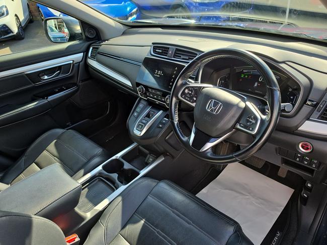 Honda CR-V Photo e8f7b868-37f0-4f5e-8a5f-f91e422e0501.jpg