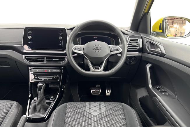 VOLKSWAGEN  T-Cross  Photo 11