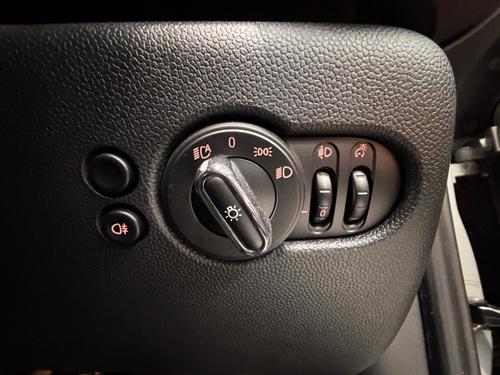 MINI Hatch Photo e8fbb0c2-3cc1-4150-86fc-8bab74a8fd3e.jpeg