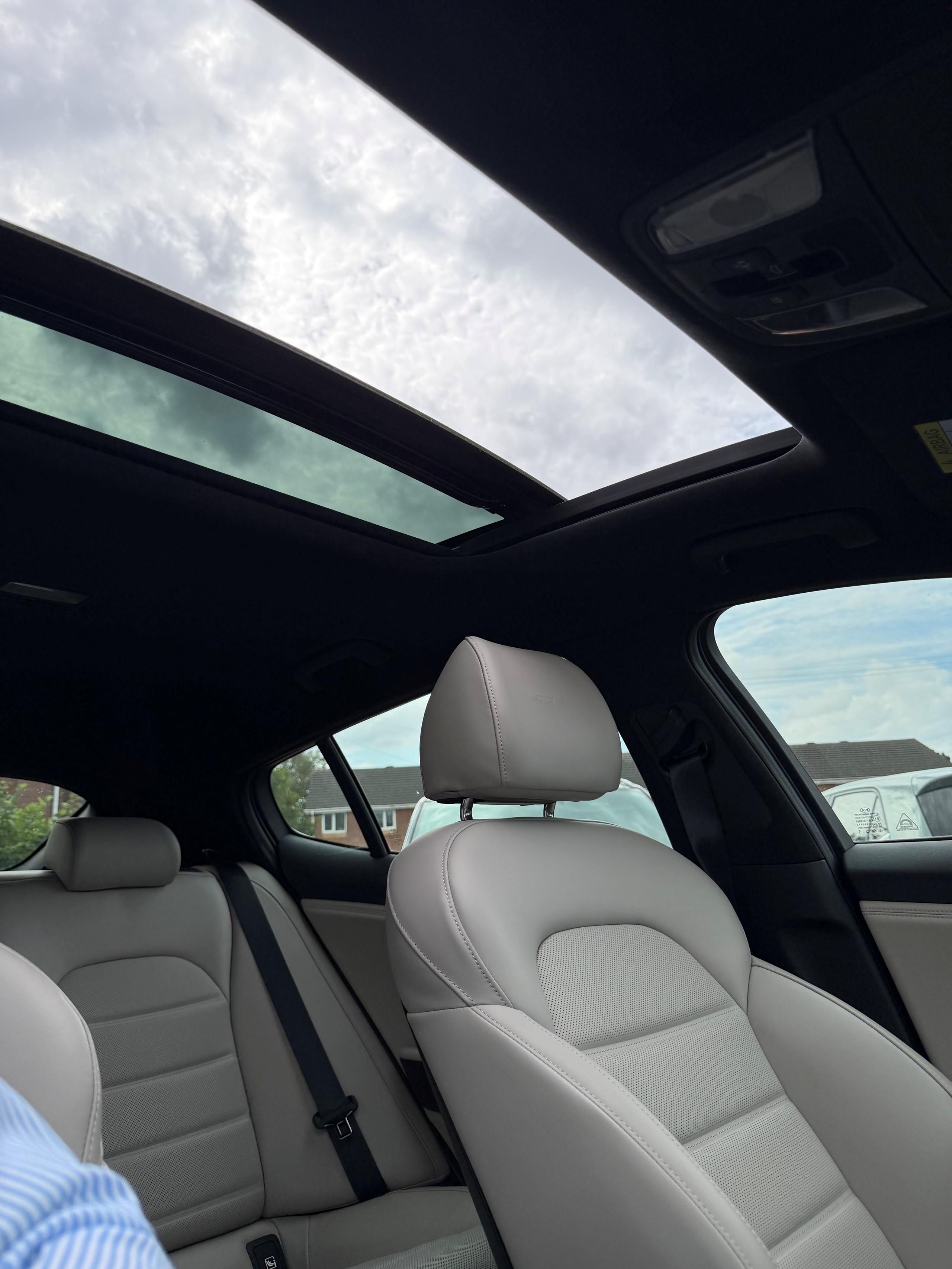 Kia Stinger Photo 10