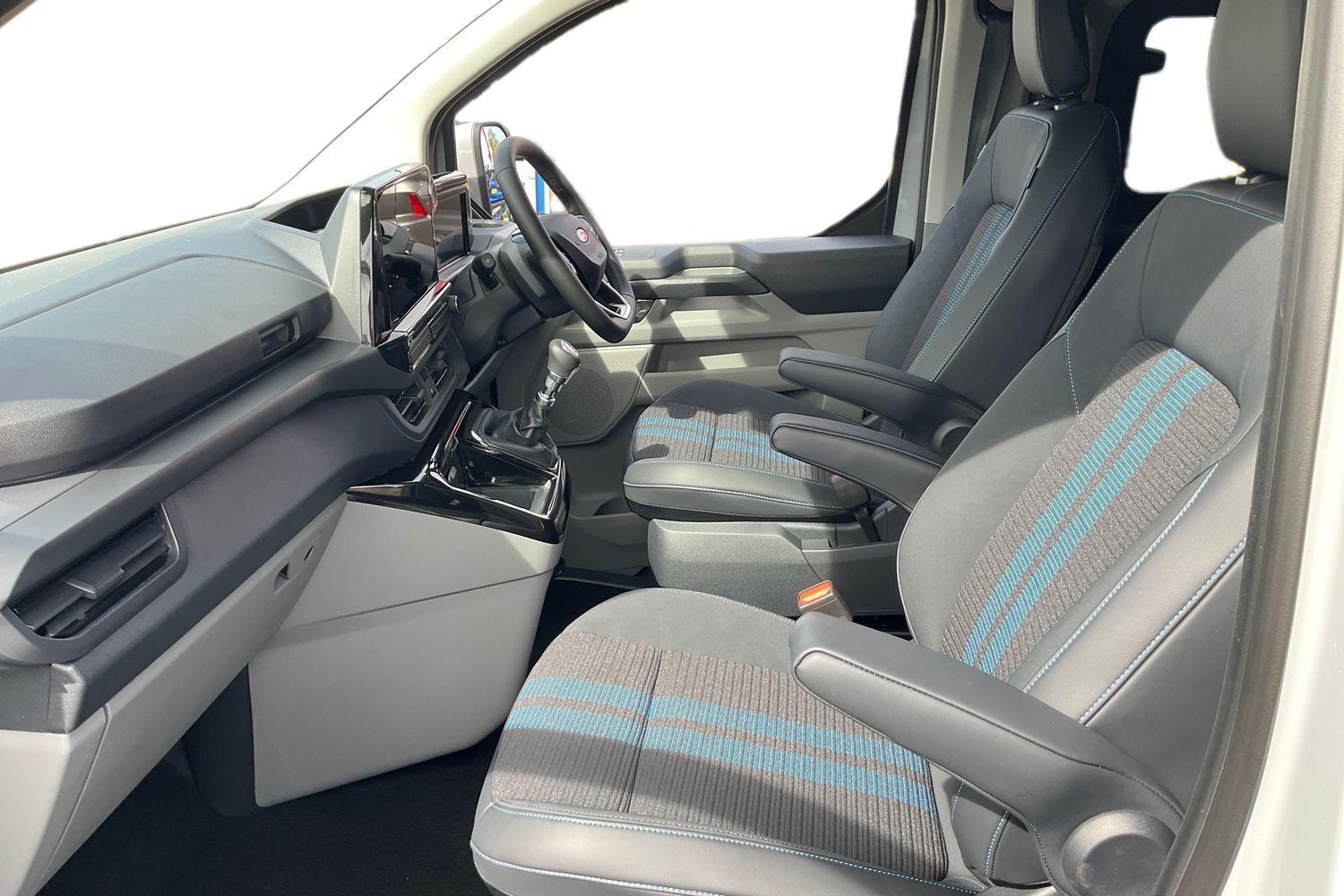 Ford TRANSIT CUSTOM Photo 10