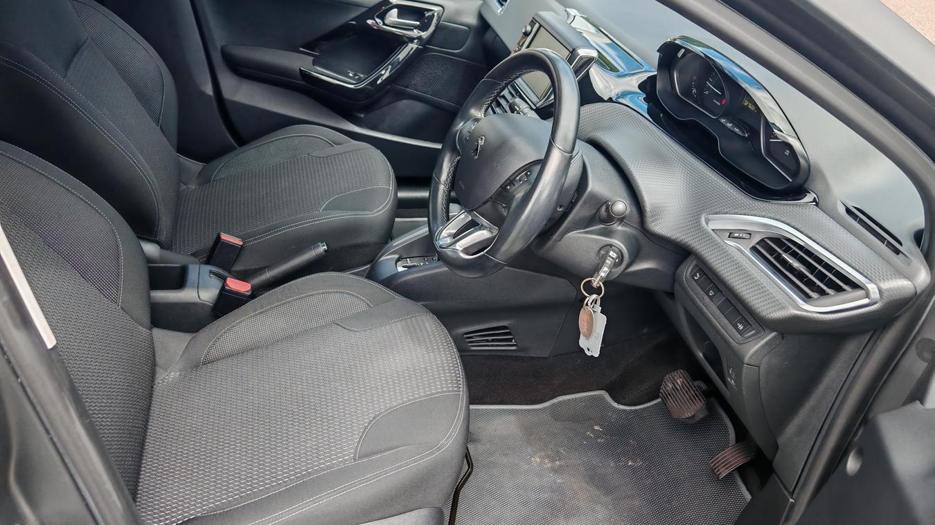 Used Peugeot 208 WG67UPK 10