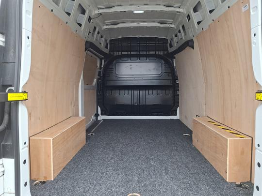 MAXUS DELIVER 7 Photo