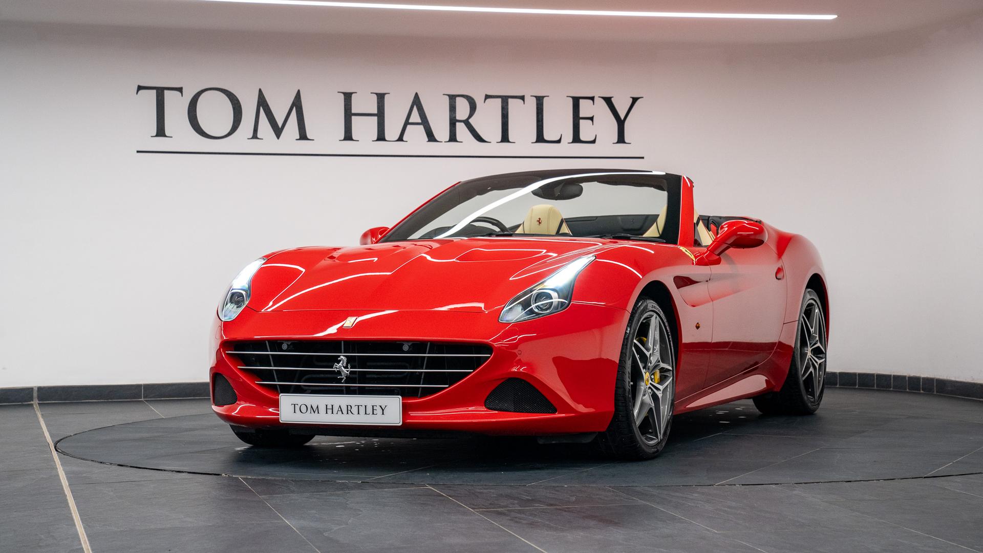 Ferrari California Photo e94d8a2e-bb1c-44dd-8e09-2efea63f534f.jpg