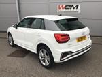 Audi Q2 Photo 11