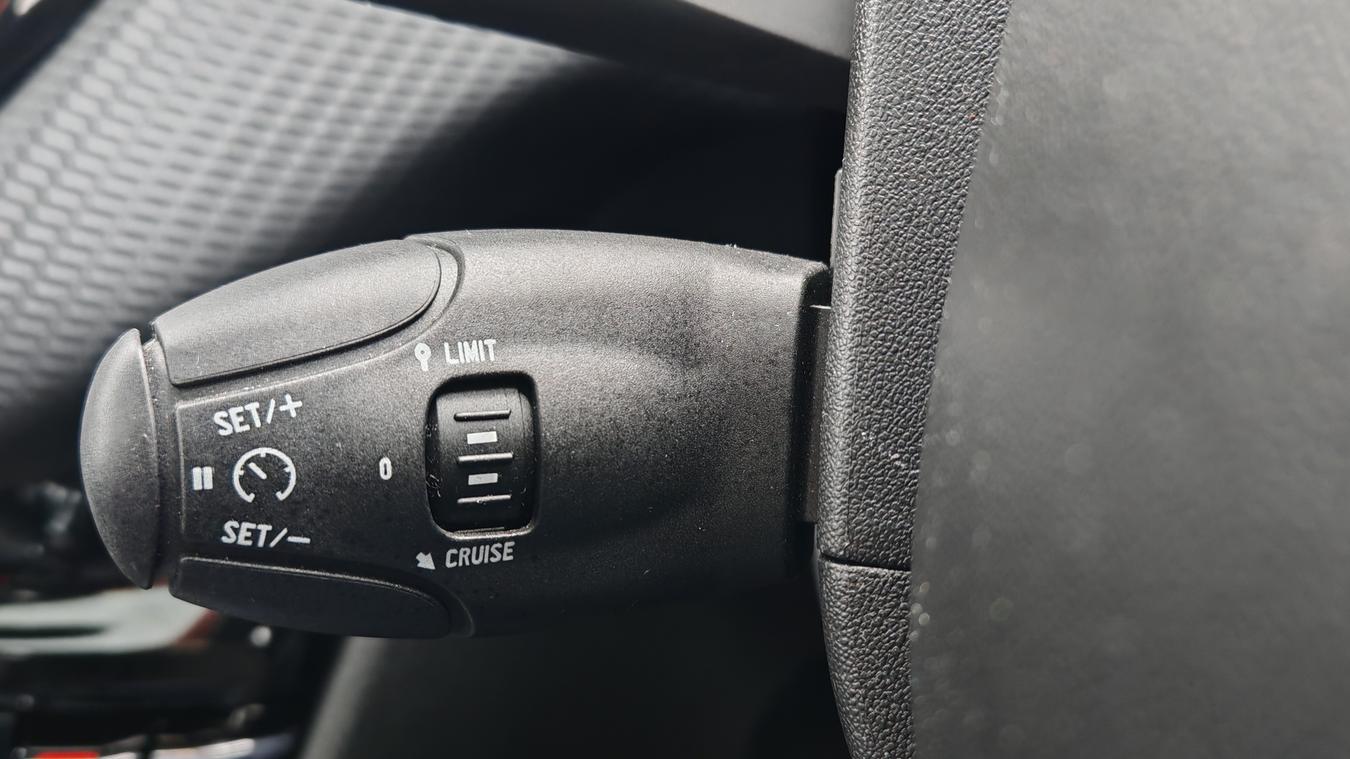 Used Peugeot 2008 P500SUV 31