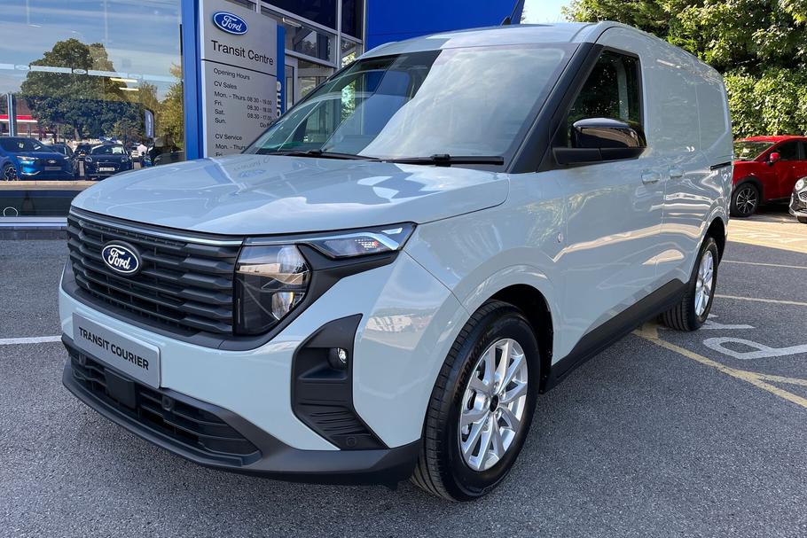Used Ford TRANSIT COURIER COURIERLIM4 24