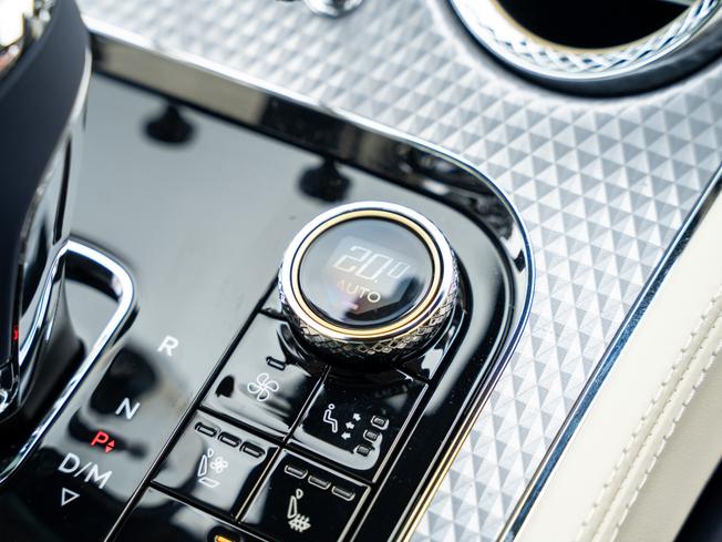 BENTLEY Continental GT  Photo 27