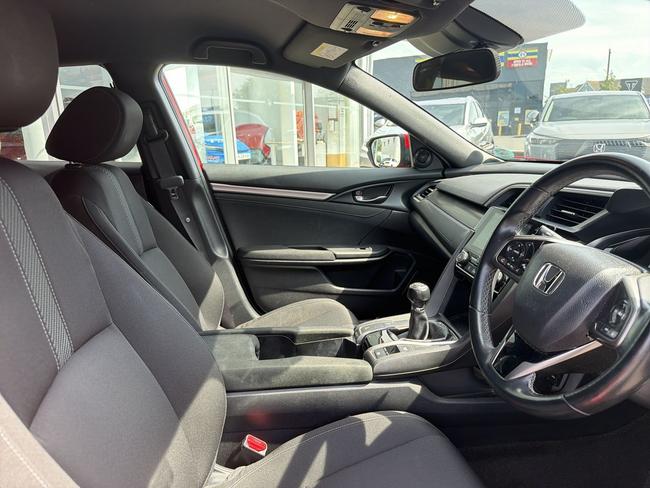 Honda Civic Photo e97d3b3f-6e73-48cd-8bcf-fda8af89b3d8.jpg