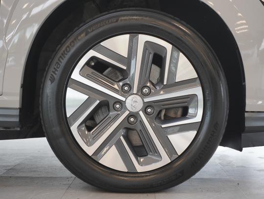 Hyundai KONA Photo e9975980-cc90-458e-9952-ba5027e12301.jpg
