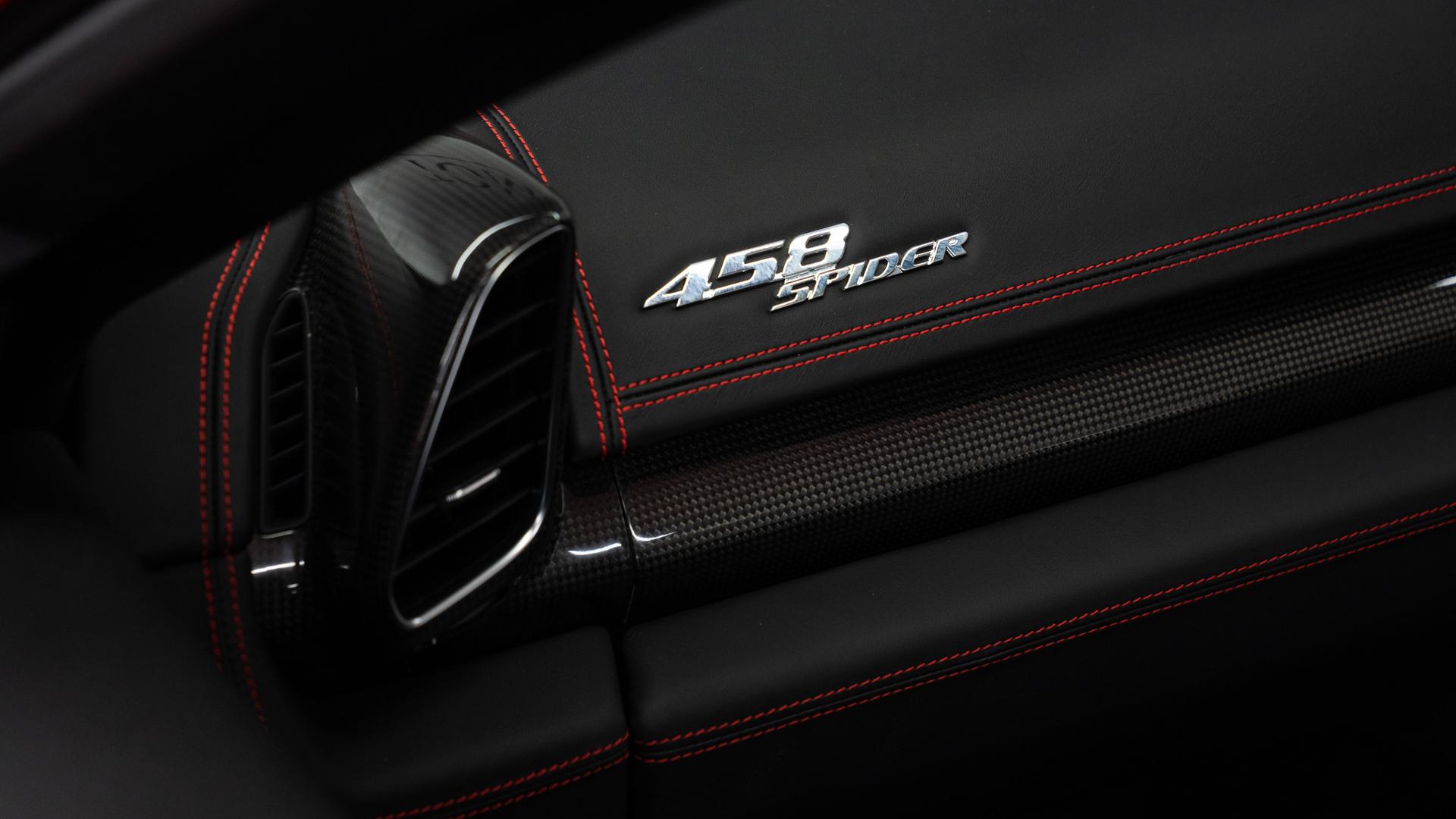 Ferrari 458 Photo e9a50dc9-7fb8-4e89-9835-bc5313bfc920.jpg